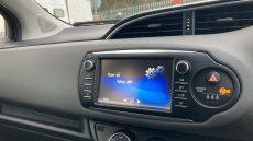 Toyota Yaris 1.5 VVT-i Icon 5dr Petrol Hatchback